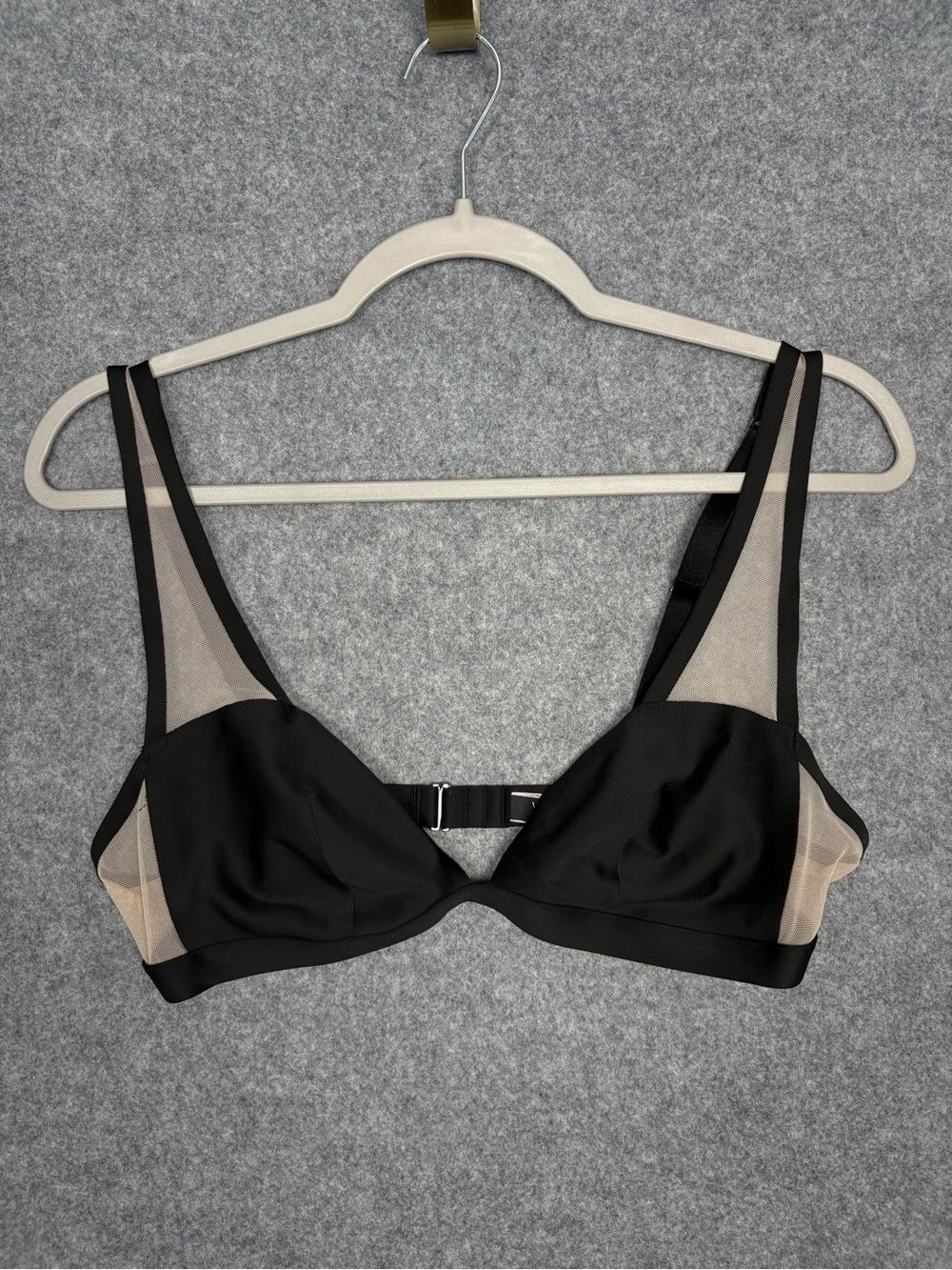 Victoria’s Secret Black Sheer Mesh Wireless Bra Size Large